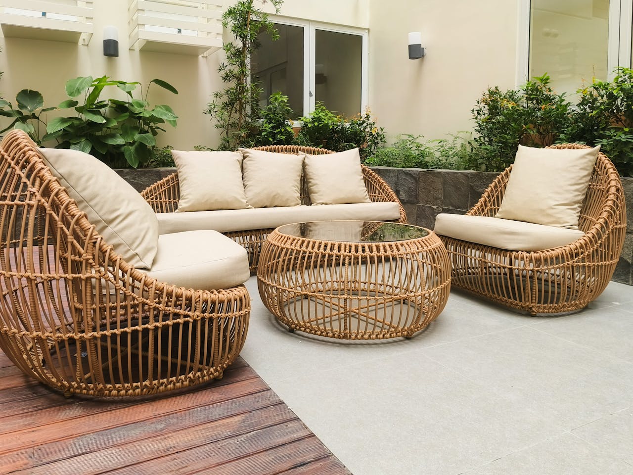 Indoor-Outdoor Living